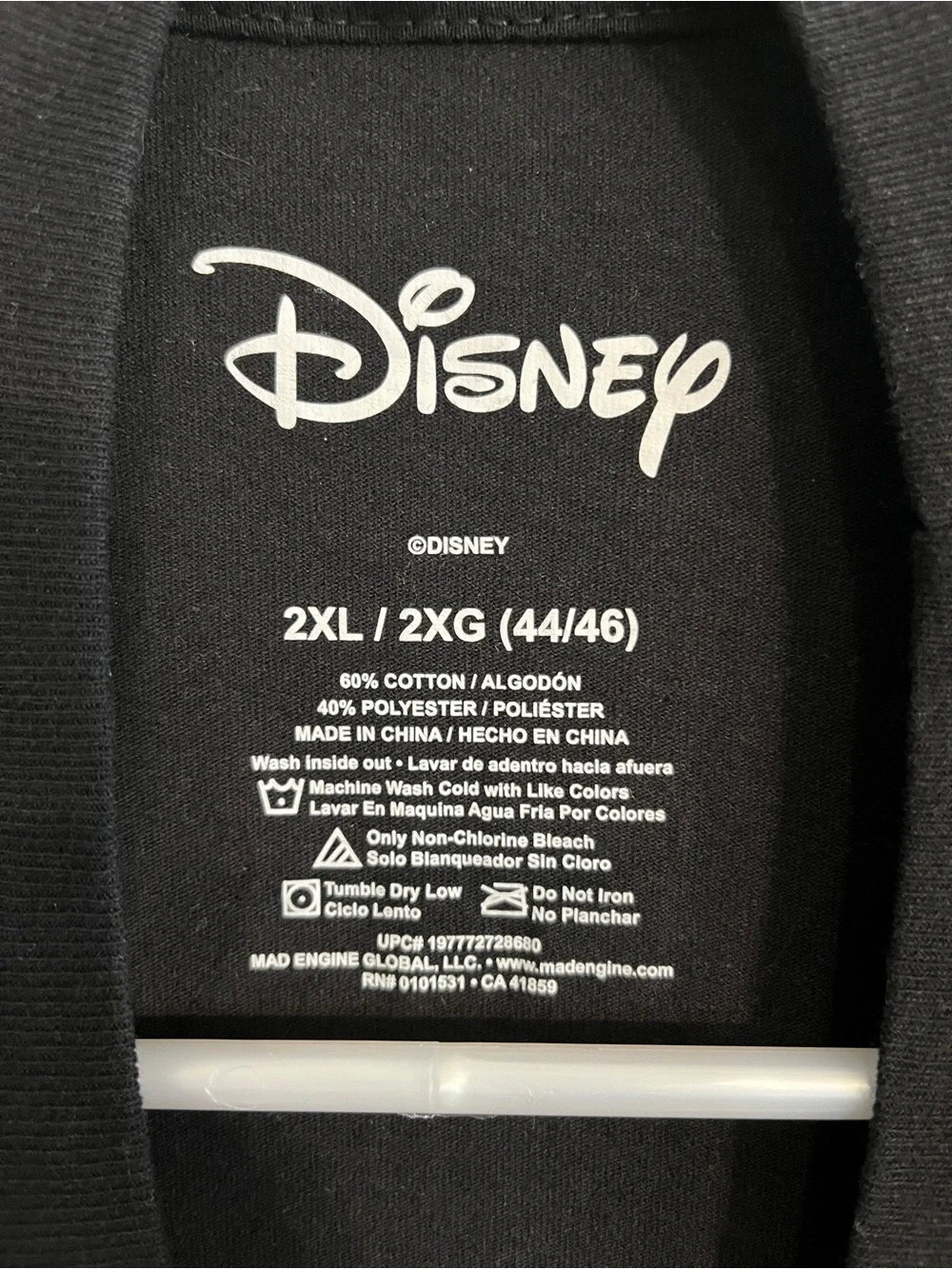 Men’s size 2XL Disney Alice In Wonderland Were All Mad Here Tee Shirt